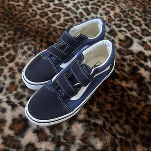 Kids Navy Blue Velcro Sneakers